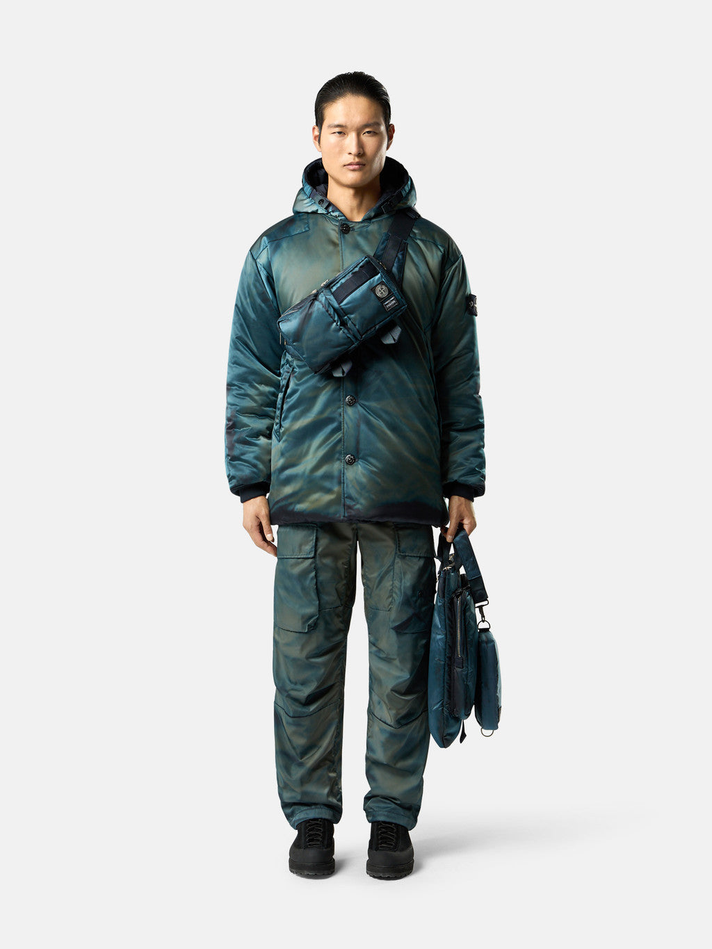 9200005 HAND CORROSION ON NYLON TWILL