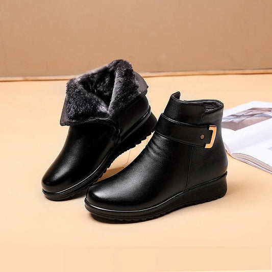 Women's Metal Buckle Leather Waterproof Boots