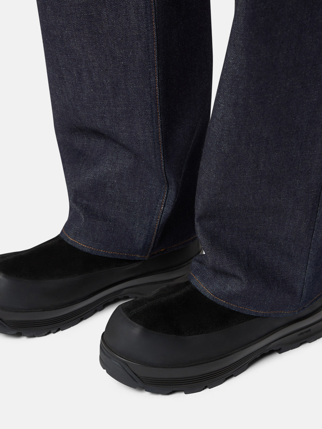 J100006 INDIGO DENIM-RAW